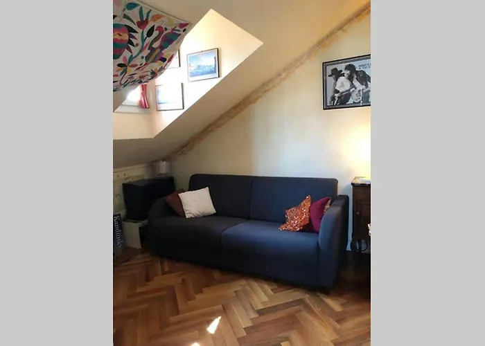 City Center Milanese Cosy Retreat